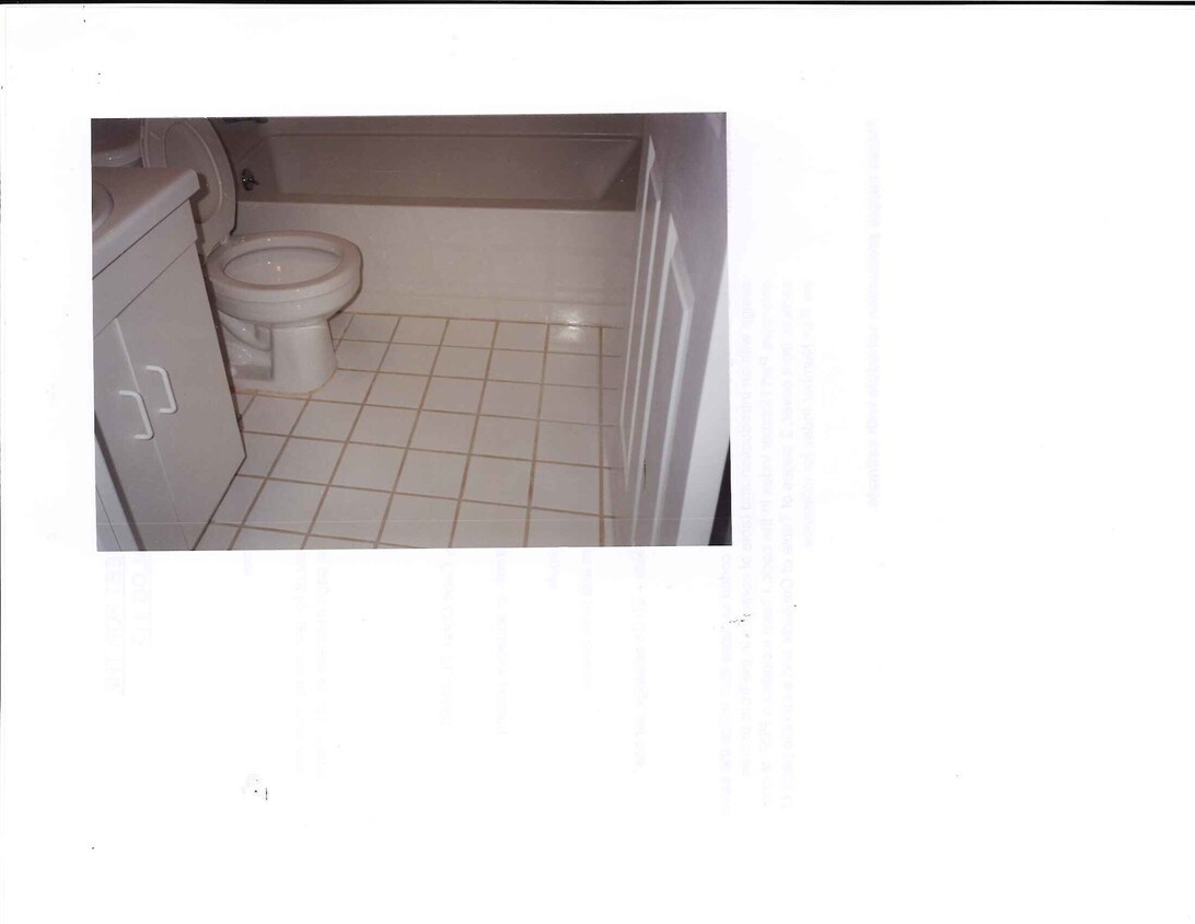 bathroom - 596 St Mary's St