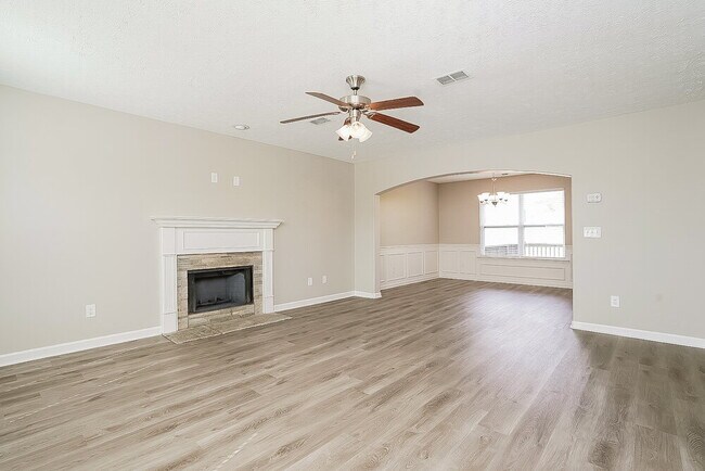 Foto del edificio - 1732 Elijah Ryan Dr