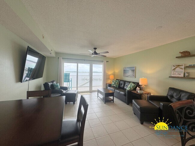 Building Photo - FURNISHED waterfront condo in Desirable Intercoastal Point Community!