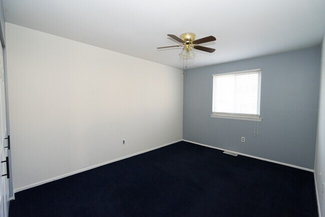 Bedroom 2 - 2423 Hillock Court