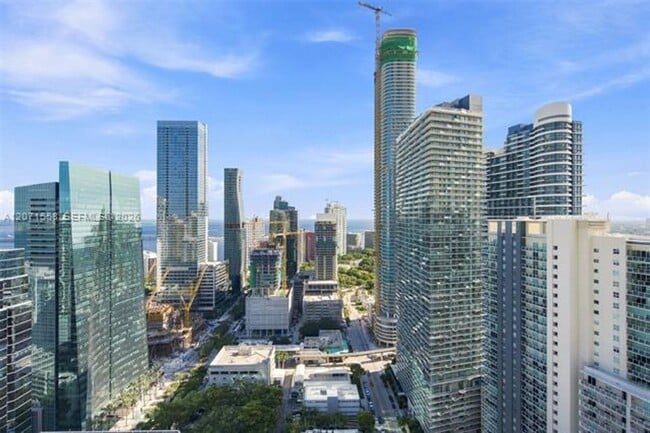Building Photo - 1080 Brickell Ave