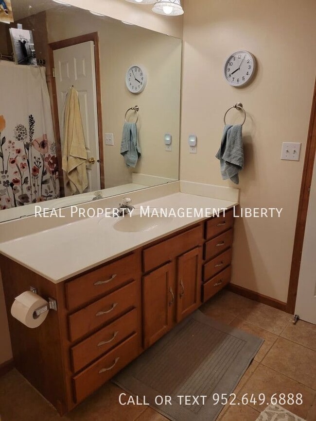 Building Photo - 10415 Ponds Way