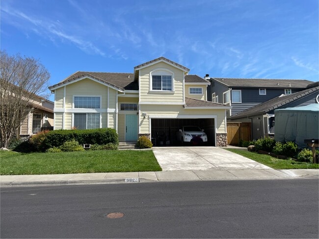 Building Photo - 8022 Mammoth Dr