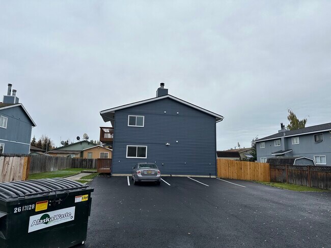 Building Photo - 1220 Balfour Dr