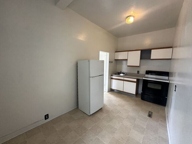 Foto del edificio - 1 Bed 1 Bath Apartment Close to Downtown GJ