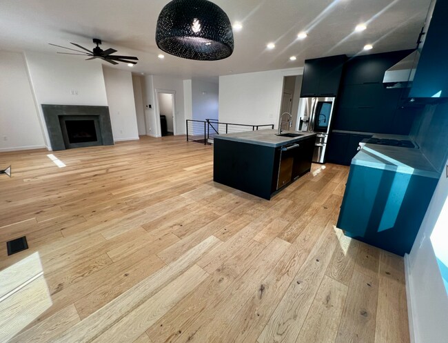 Foto del edificio - 2112 E Heritage Dr
