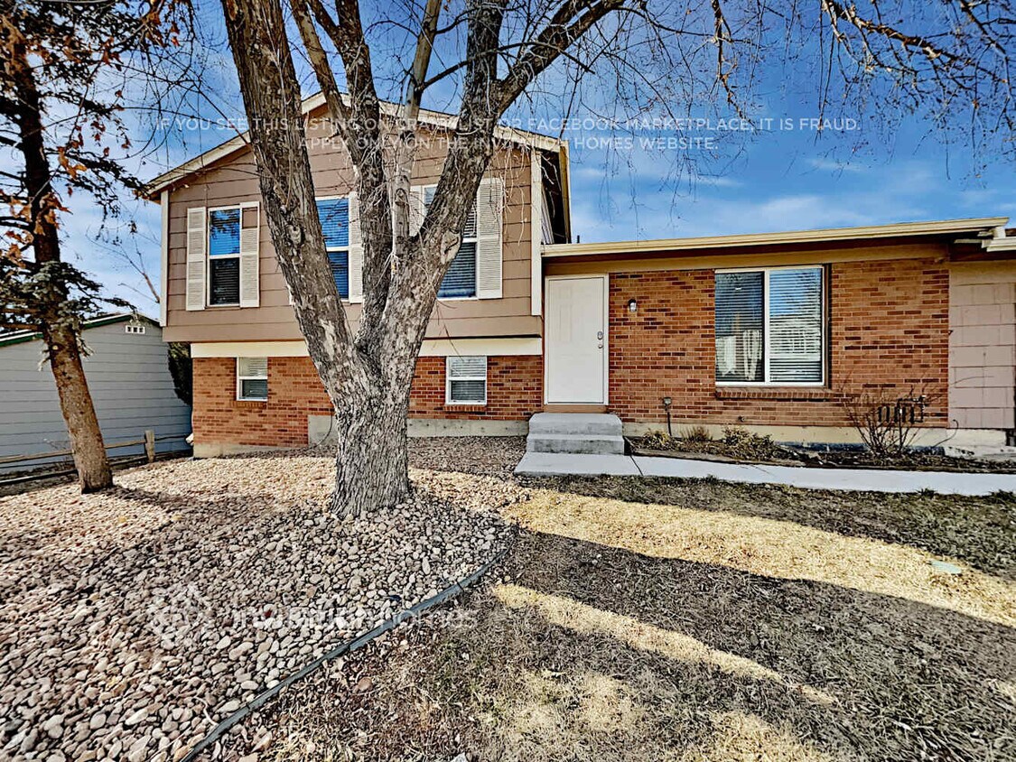 Foto principal - 16533 E Wyoming Dr