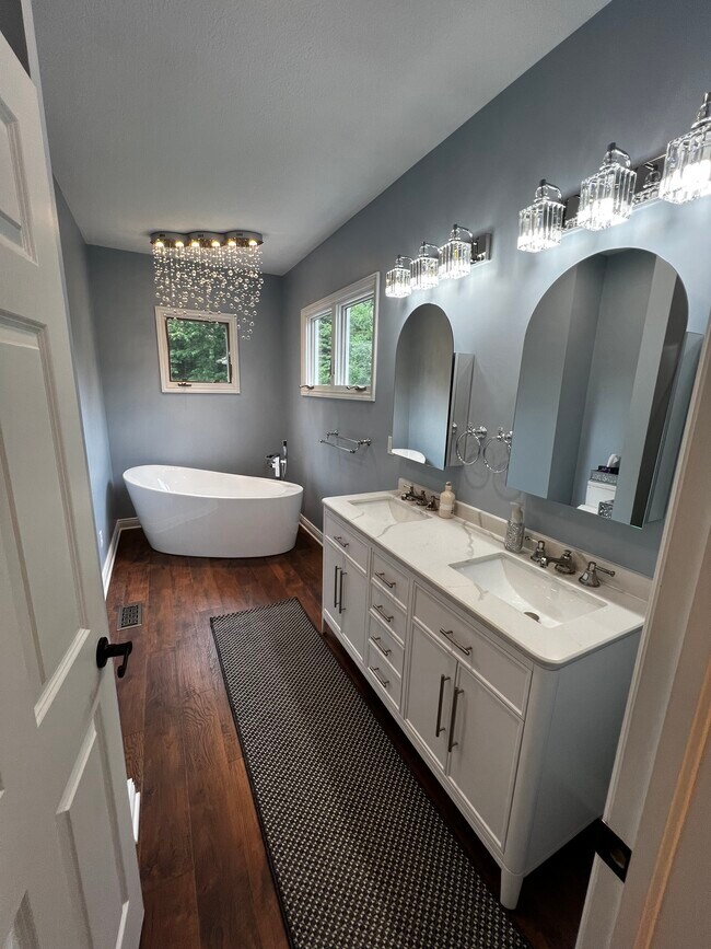 Baño principal - 3269 Grey Village Dr