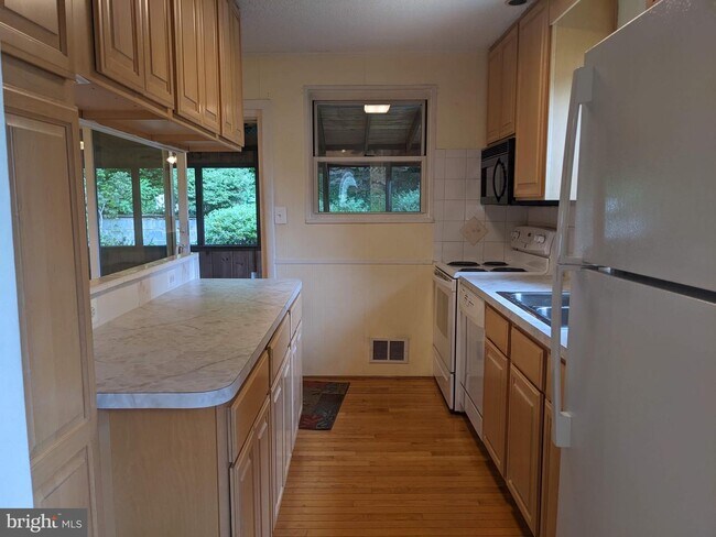 Foto del edificio - 3809 Tedrich Blvd