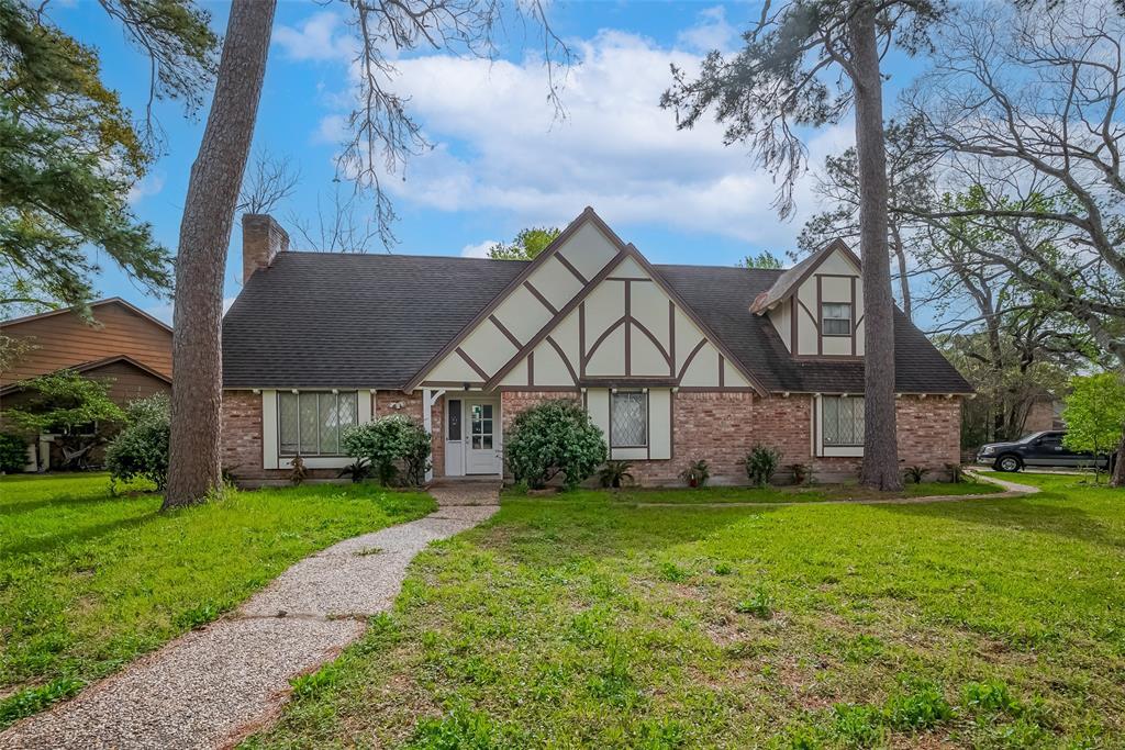 Primary Photo - 811 Loire Ln