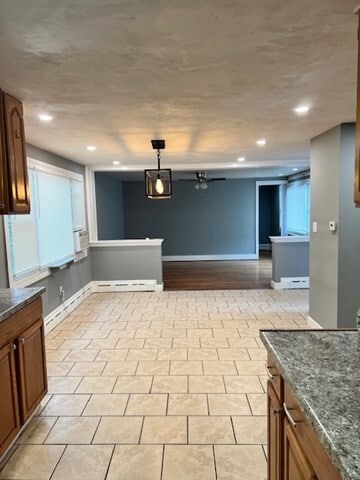 Building Photo - 8 Thorndike St