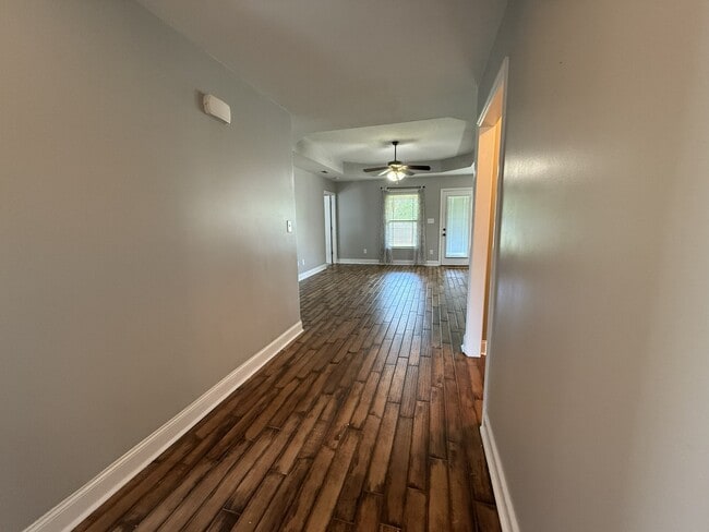 Building Photo - 246 Fields Pond Dr