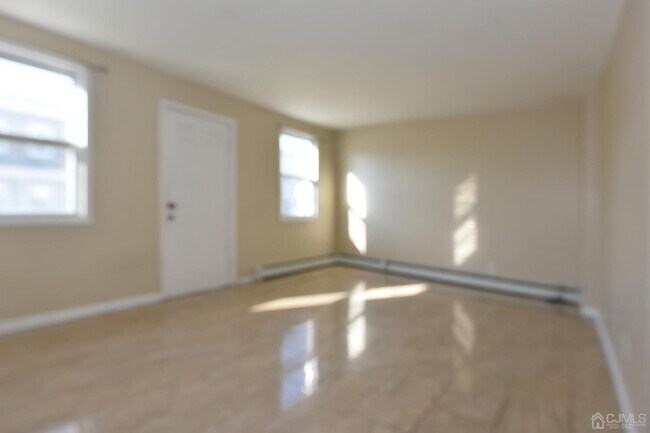 Building Photo - 376 Inslee St