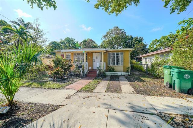 Primary Photo - 2394 NW 4th St