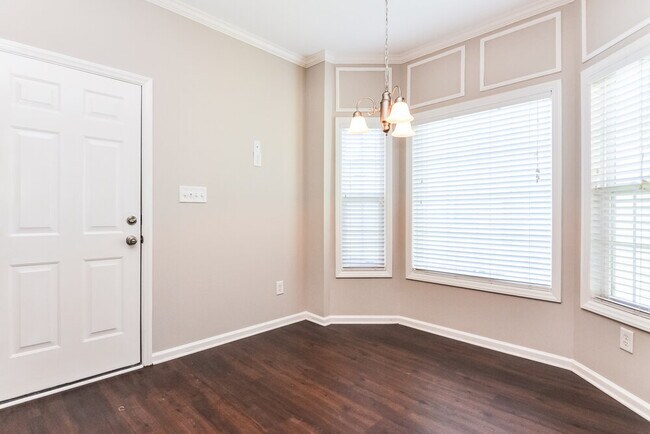 Foto del edificio - 564 Hay River St