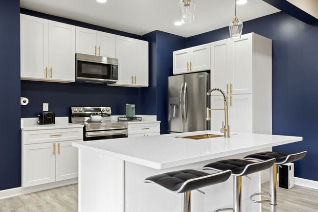 Building Photo - 1523 S East St