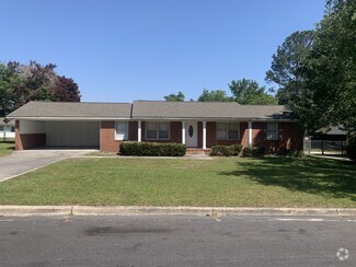 Building Photo - 411 Connecticut Dr
