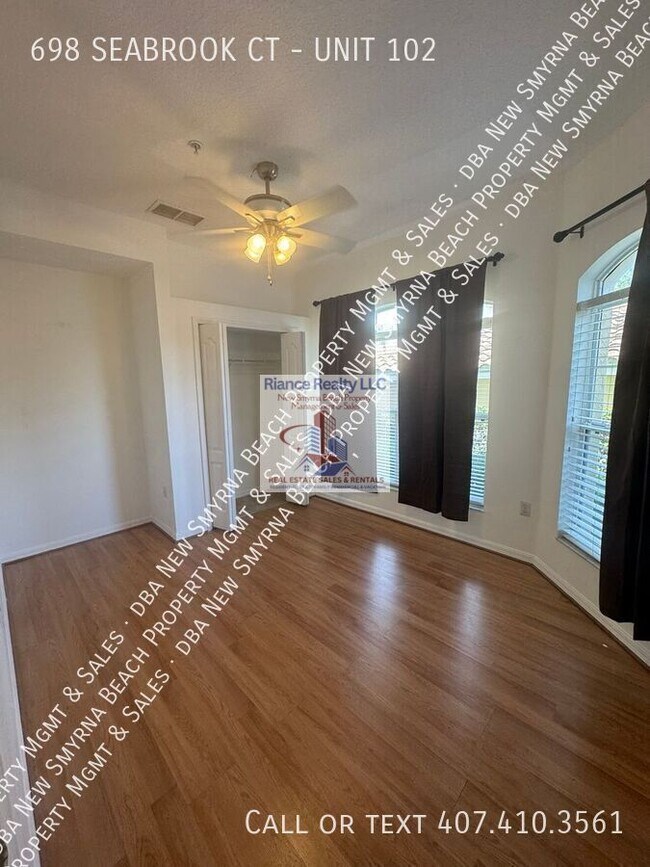 Building Photo - 698 Seabrook Ct