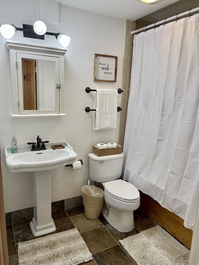 Foto del edificio - 2325 N Cotswald Cir
