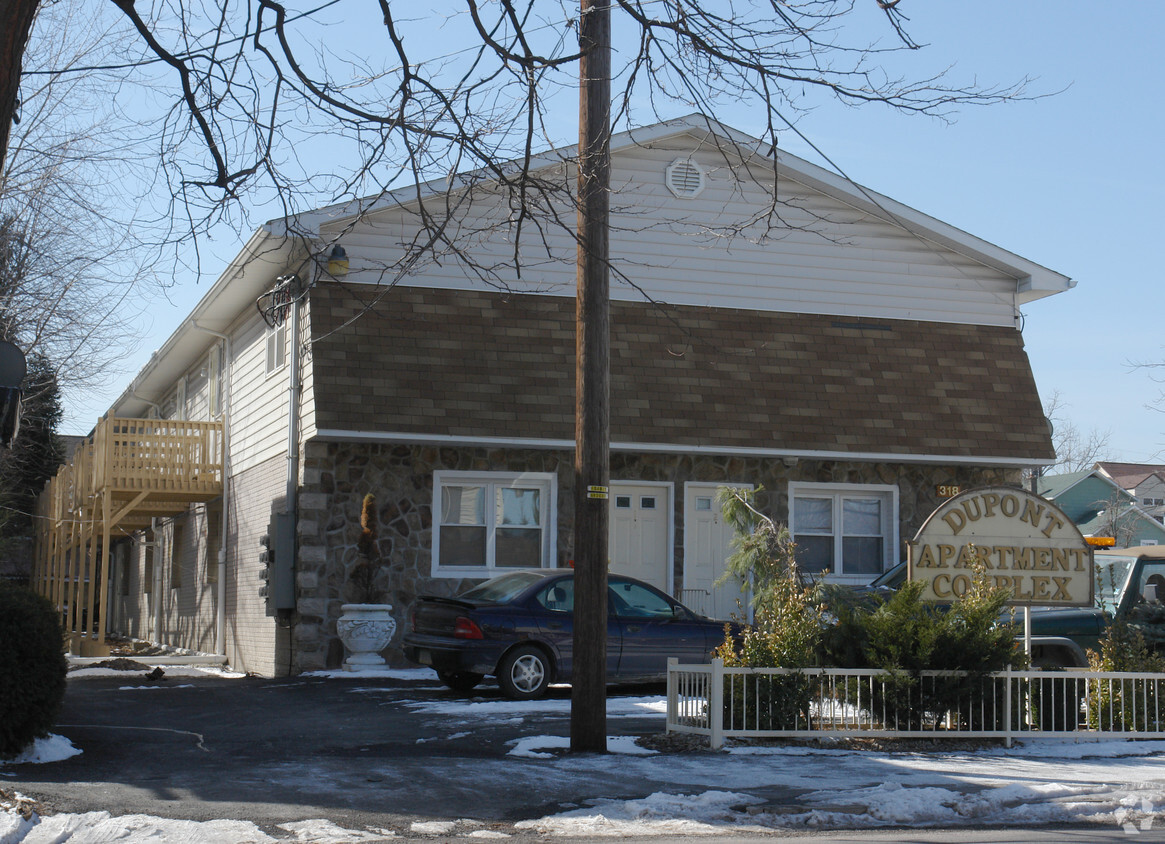 Building Photo - Dupont Apartment Complex