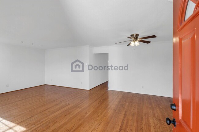 Foto del edificio - 606 Fairway St
