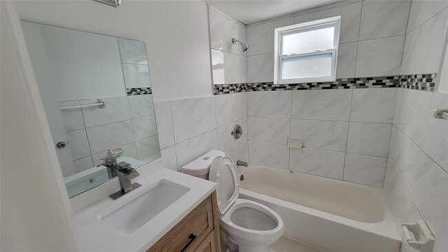 Foto del edificio - 1604 NW 24th Ct