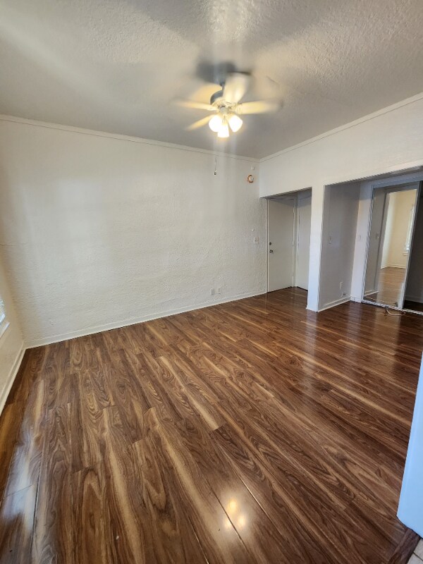 Building Photo - 1845 N Gramercy Pl