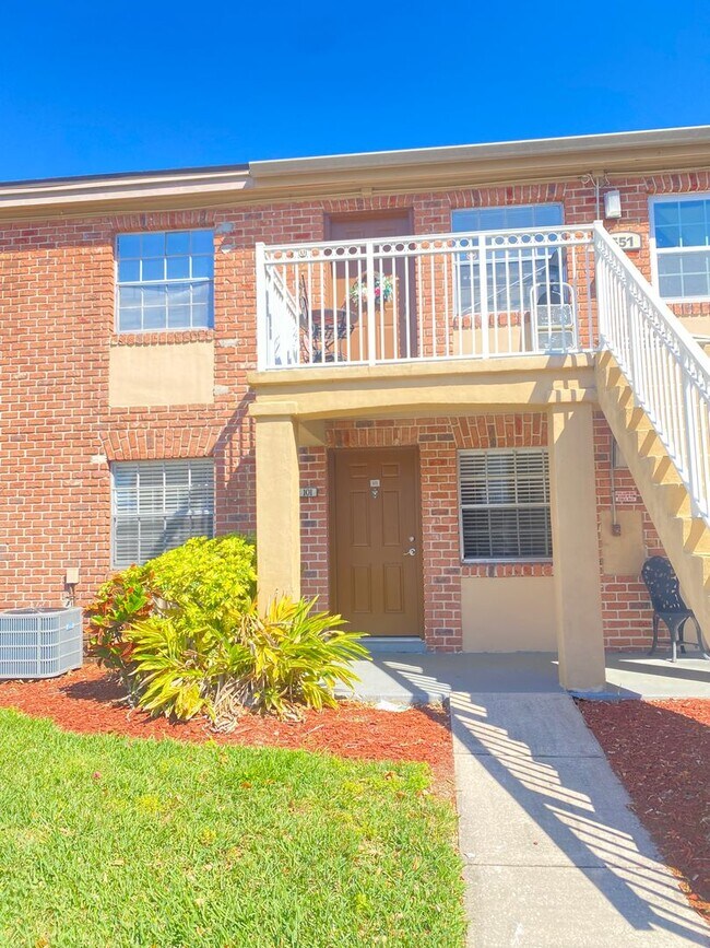 Building Photo - 1/1 Newly Renovated Carrington Park Condo ...