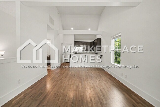 Foto del edificio - 155 Arbor Lp