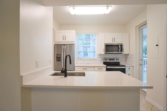 Building Photo - 4903 Chancellor Dr