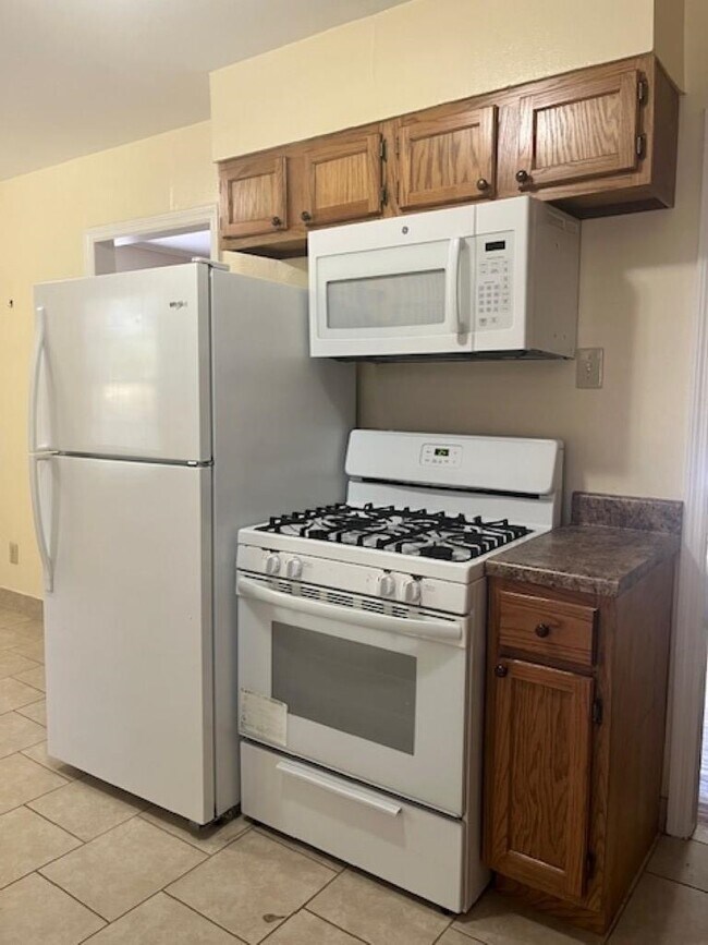 Foto del edificio - 1022 S White Station Rd