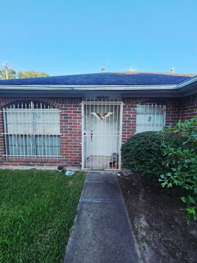 Foto del edificio - 12807 Ambrose St