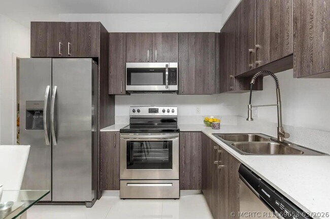 Foto del edificio - 25885 S Dixie Hwy