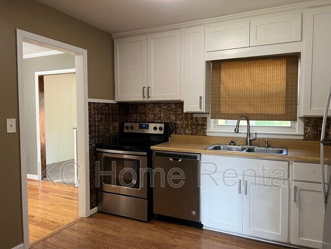 Foto del edificio - 6710 Hadley St
