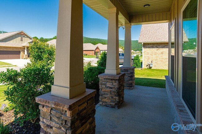 Building Photo - 9029 Mountain Preserve Blvd SE