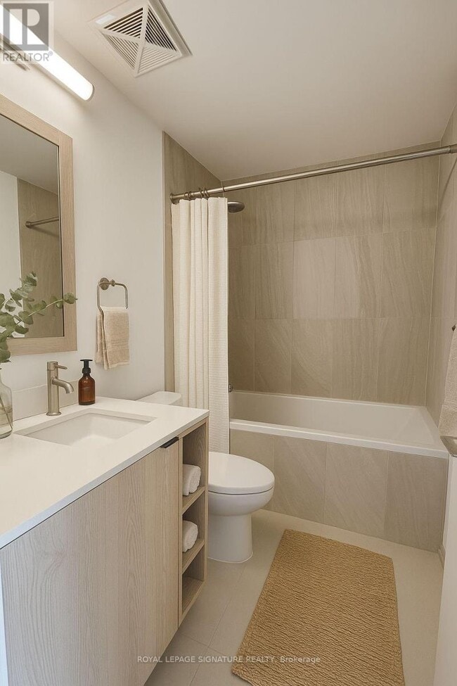 Building Photo - 1007 The Queensway