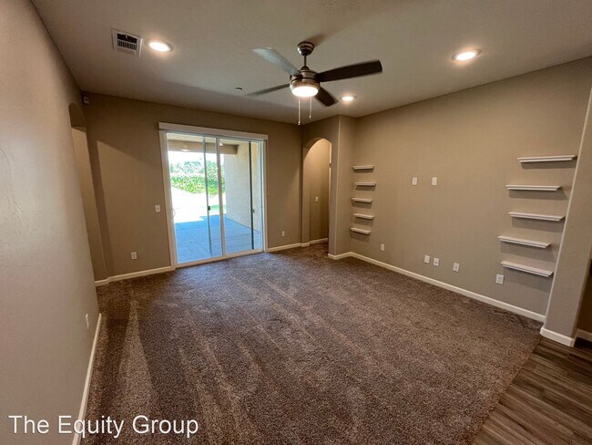 Building Photo - 3 br, 2 bath House - 4526 West Flagstaff Ave