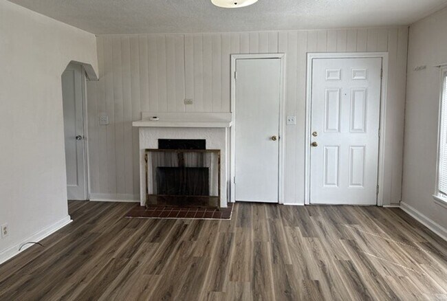 Foto del edificio - 2Bd/1Ba Single Story House - Available to View!