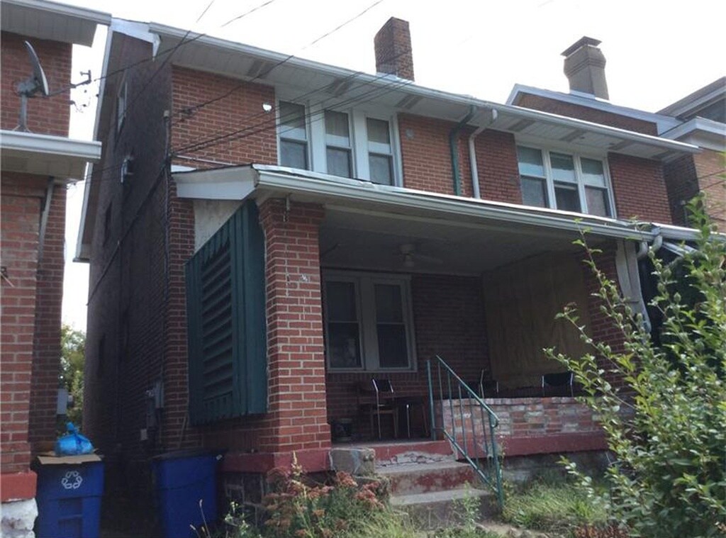 3262 Dawson St, Pittsburgh, PA 15213 Townhome Rentals in Pittsburgh