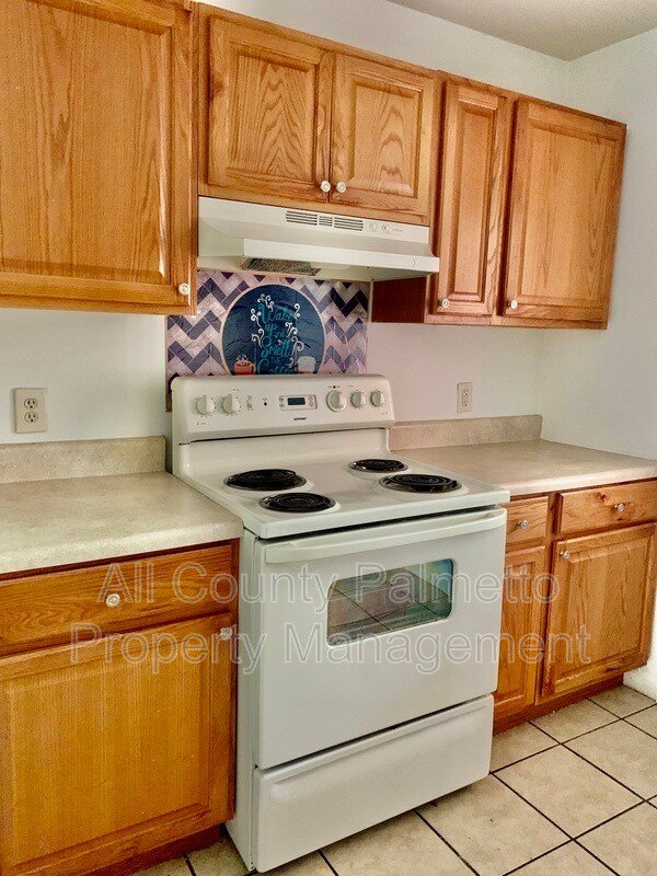 204 A St Unit C, SC 29440 Condo for Rent in SC