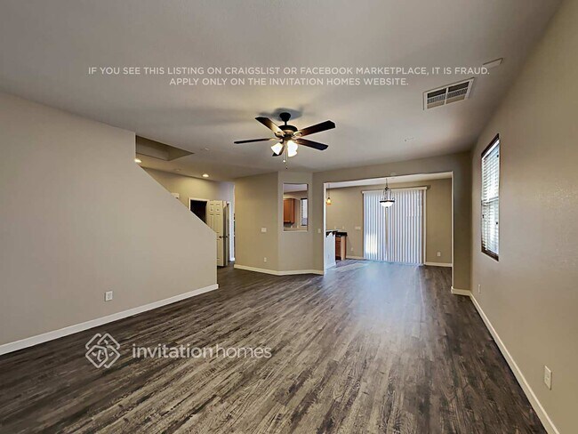 Foto del edificio - 7912 Point Oaks Ct