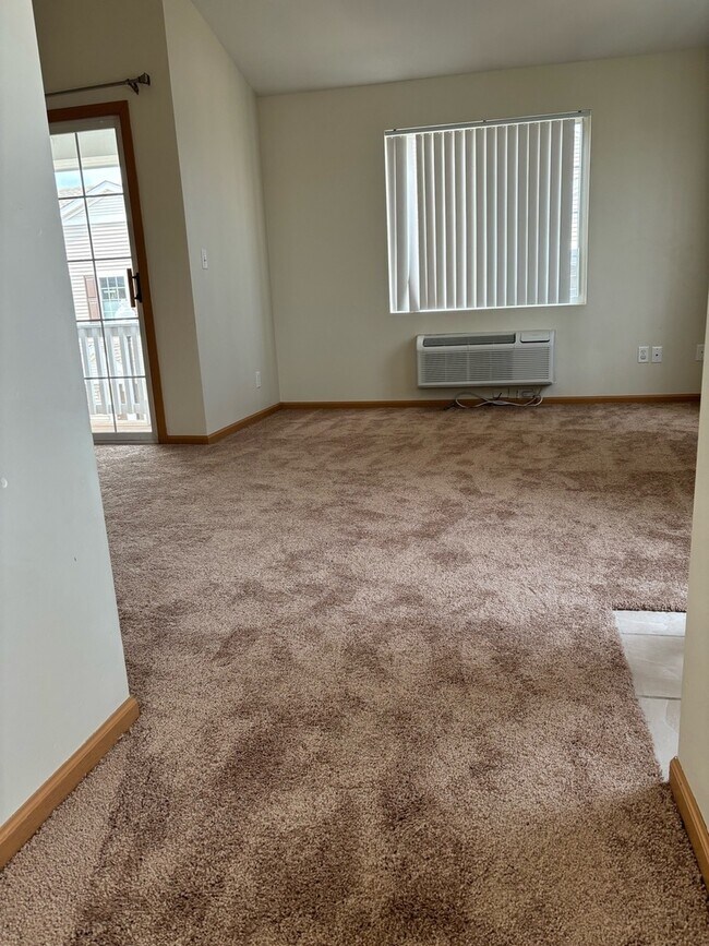 Building Photo - 148 Bertram Dr