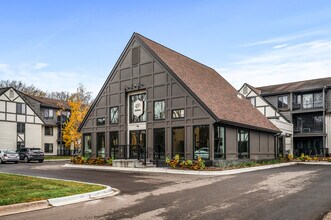 Building Photo - 430 Mendota