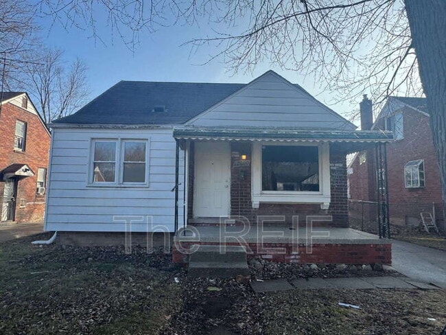 Building Photo - 12600 Duchess St