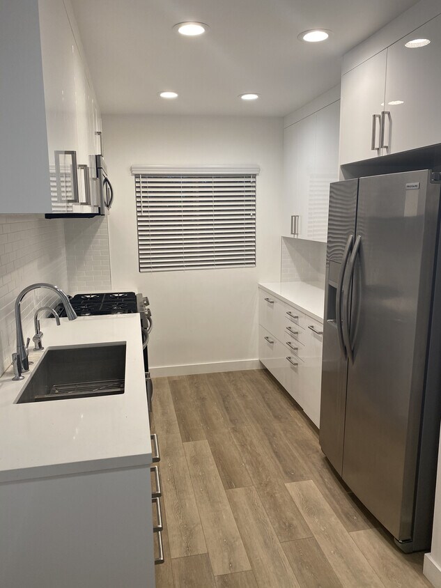Cocina - 1530 Greenfield Ave