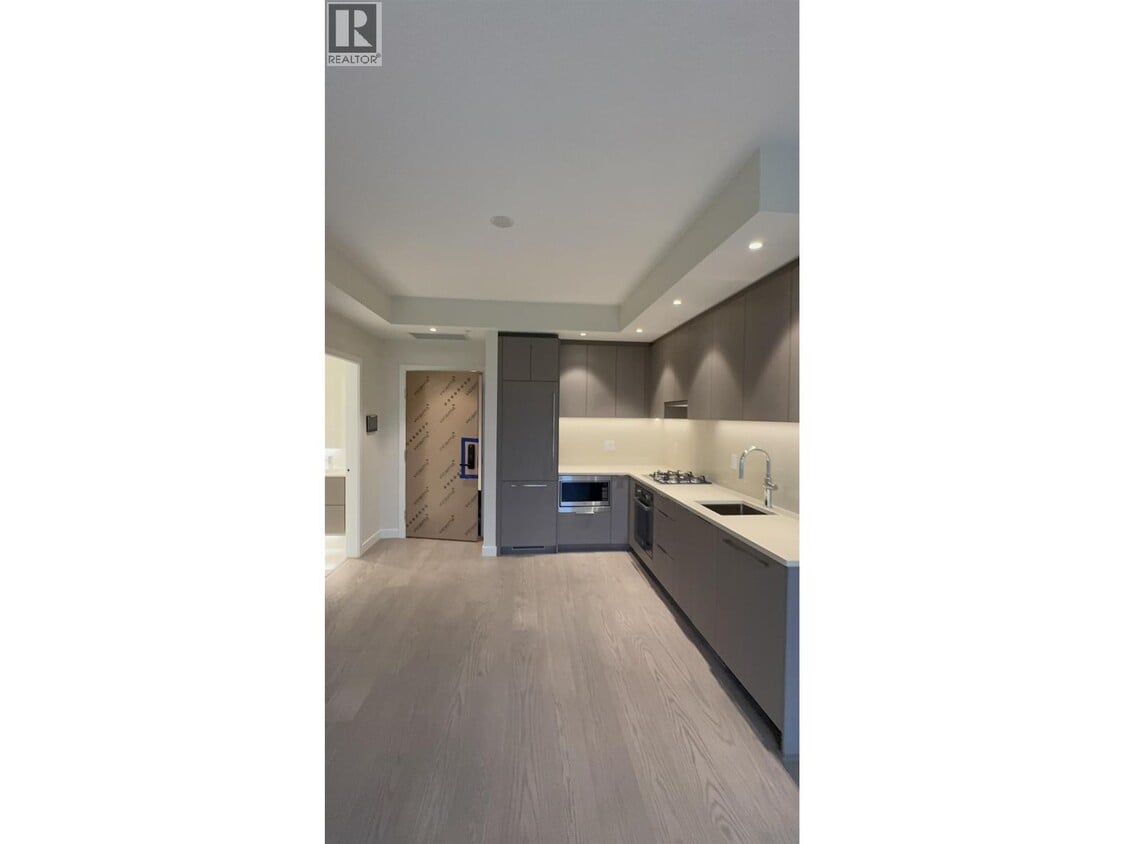 Building Photo - 6138 Birney Ave