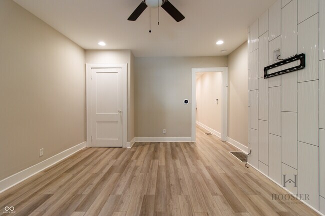 Foto del edificio - 3421 Carrollton Ave