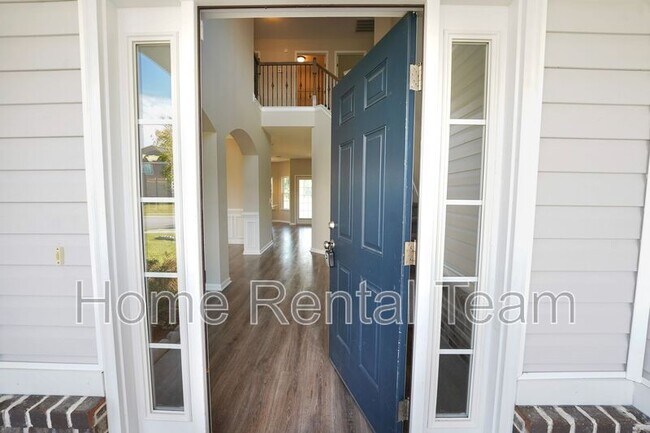 Foto del edificio - 272 Sawmill Rd