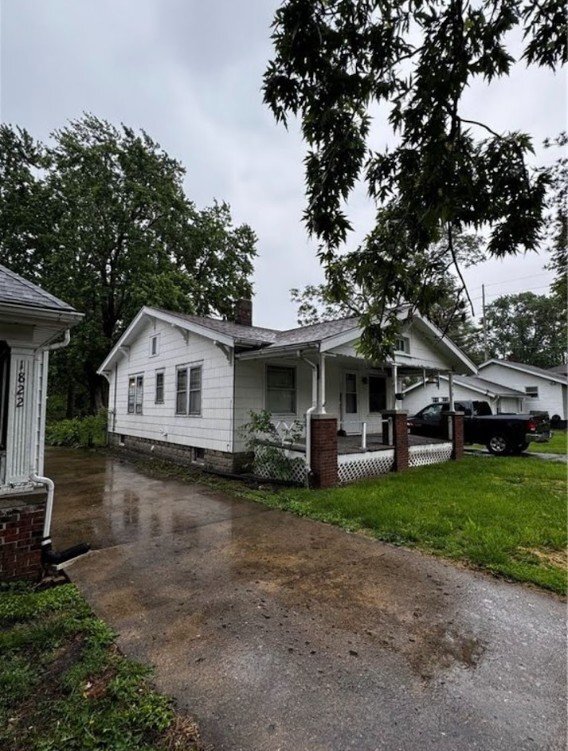 Foto del edificio - 1818 N Maple Ave