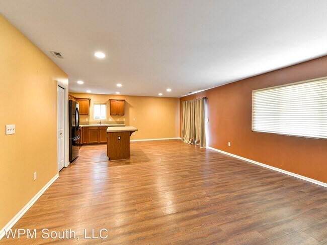 Building Photo - 4 br, 2.5 bath House - 24047 SE 262nd St.